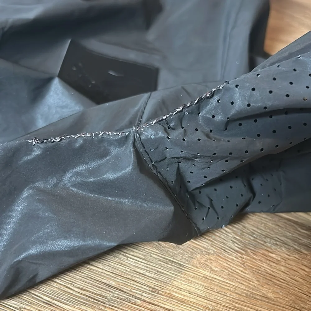 ✌️Dutch Bros Black Reflective Hooded Rain Jacket X-SMALL DB 1992 RARE